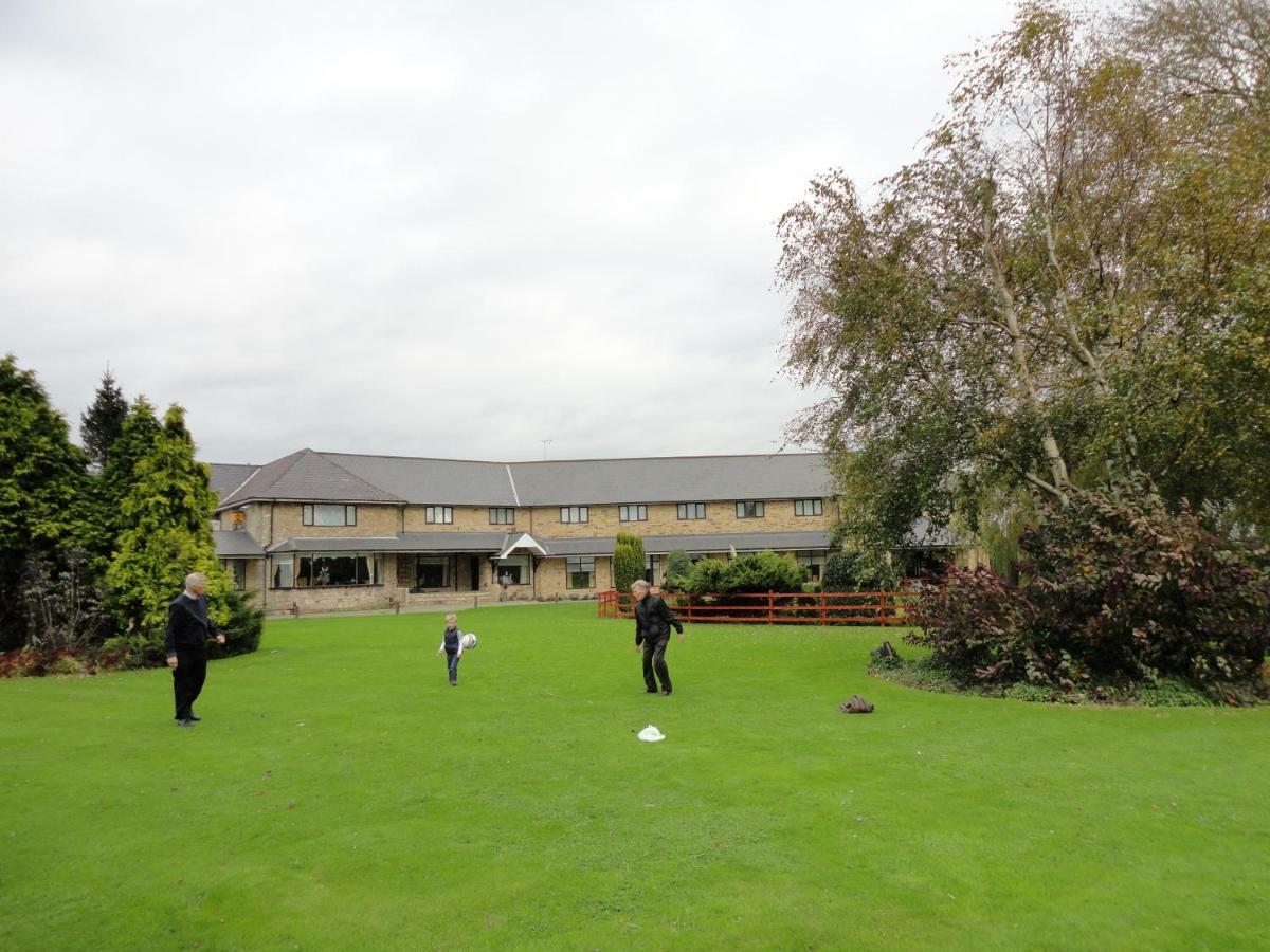 Charmwood Hotel - Cherry Park Hall Worksop Exterior foto